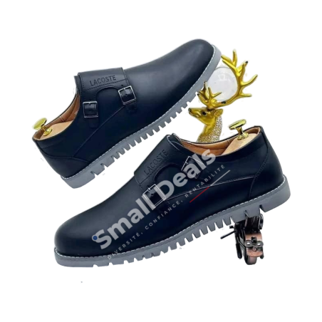 Chaussures Lacoste Homme à Boucles – Cuir Lisse – Coloris Classiques