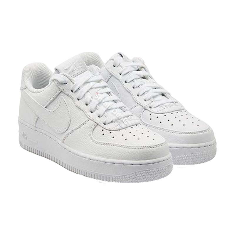 Nike Air Force 1 '07 Homme en Cuir Noir – Iconiques et Confortables Nike Air Force 1 '07 Homme en Cuir Noir – Iconiques et Confortables